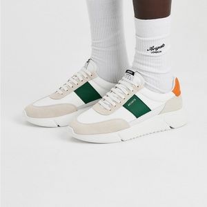 Genesis Vintage Runner
280 USD